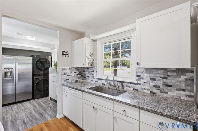 9324 Huron Ave, Henrico, VA 23294