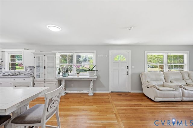 9324 Huron Ave, Henrico, VA 23294