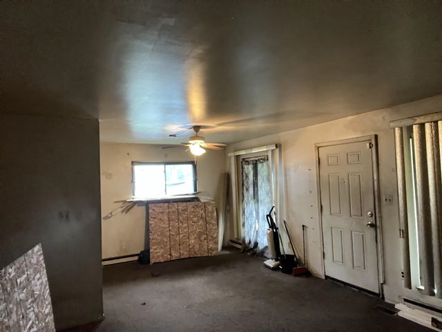 13192 Schoolcraft, Detroit, MI 48227