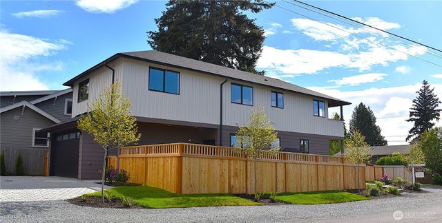 10202 44th Avenue SW, Seattle, WA 98146