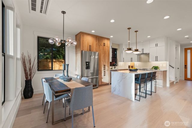 8007 131st Place NE, Kirkland, WA 98033