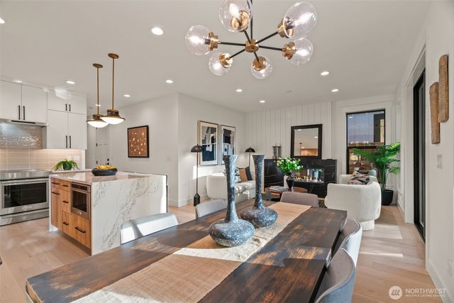 8007 131st Place NE, Kirkland, WA 98033