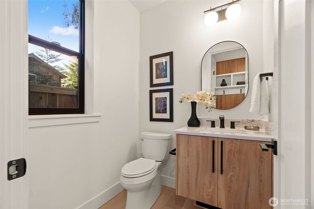 8007 131st Place NE, Kirkland, WA 98033