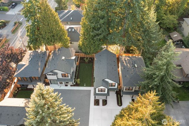 8007 131st Place NE, Kirkland, WA 98033