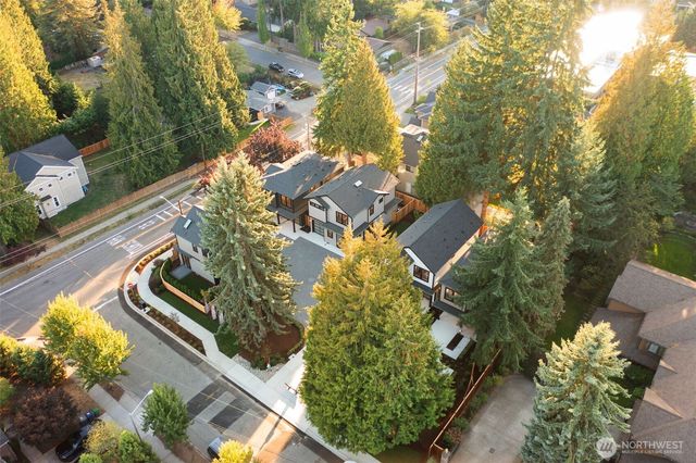 8007 131st Place NE, Kirkland, WA 98033