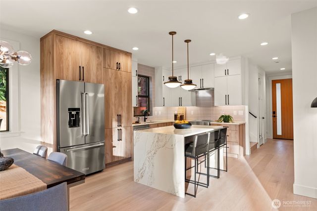 8007 131st Place NE, Kirkland, WA 98033