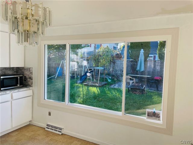 309 Swansea Avenue, Salina, NY 13206