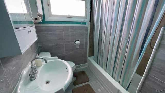 309 Swansea Avenue, Salina, NY 13206