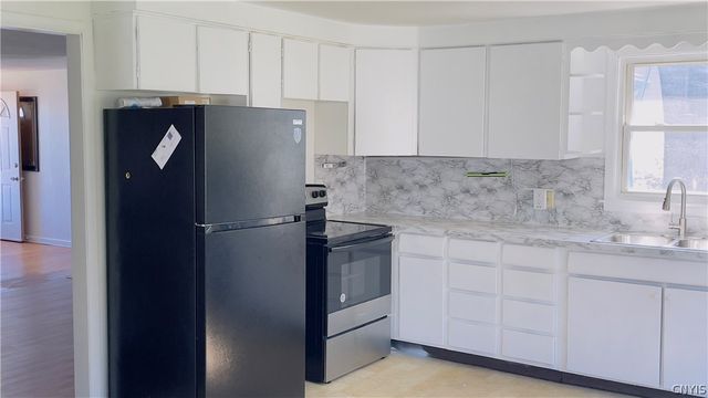 309 Swansea Avenue, Salina, NY 13206