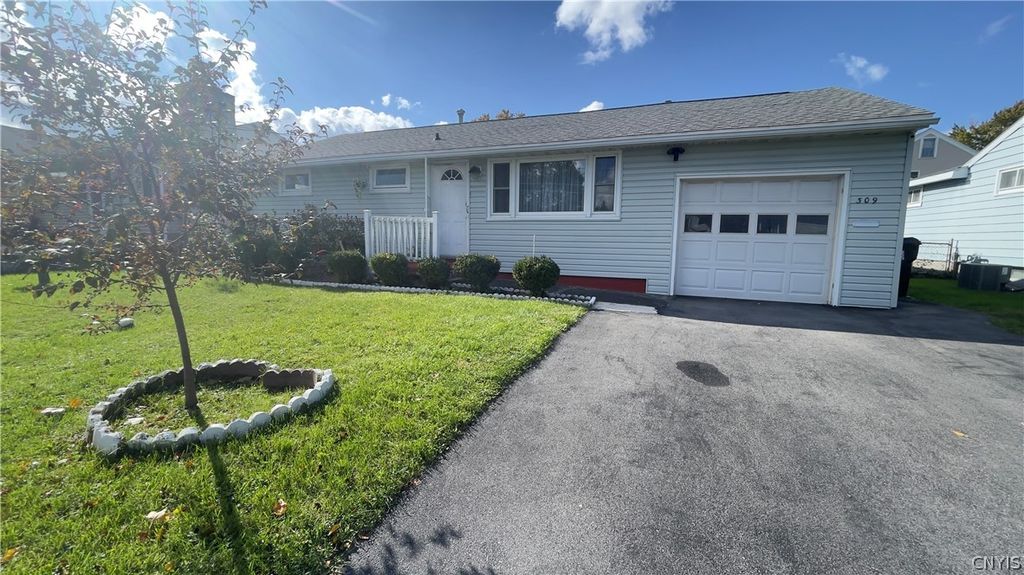 309 Swansea Avenue, Salina, NY 13206