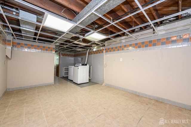 784 Yardville Hamilton Square Road, Hamilton, NJ 08691