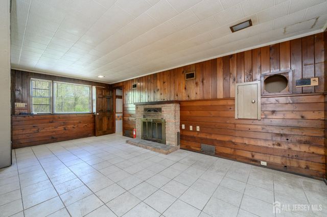 784 Yardville Hamilton Square Road, Hamilton, NJ 08691