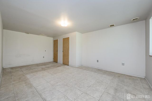 784 Yardville Hamilton Square Road, Hamilton, NJ 08691