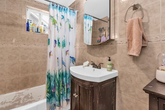 51-53 Rock Valley Avenue 2, Everett, MA 02149