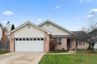 25821 S Sunrise Court, Monee, IL 60449
