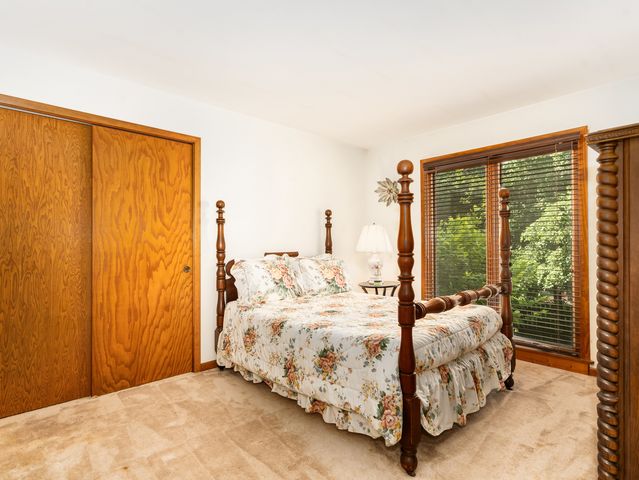 1925 Pine Road, Lisle, IL 60532