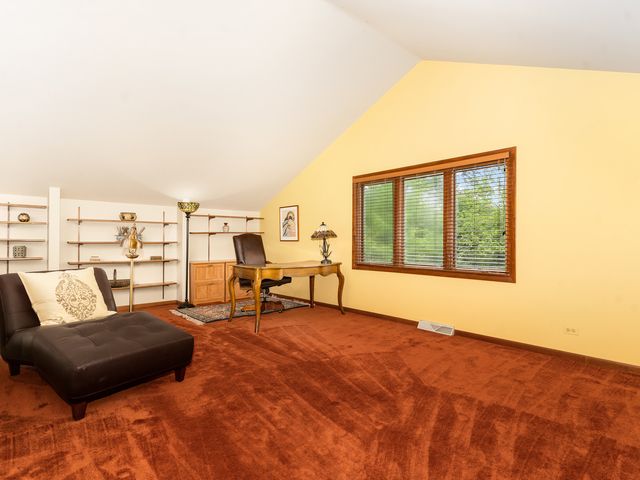 1925 Pine Road, Lisle, IL 60532