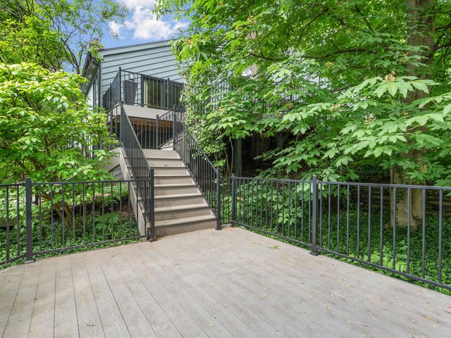 1925 Pine Road, Lisle, IL 60532