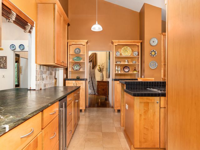 1925 Pine Road, Lisle, IL 60532