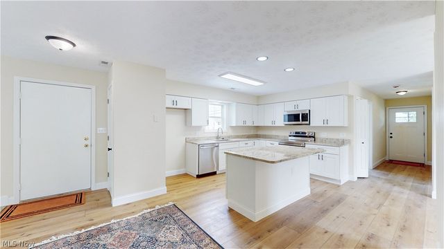 8716 Hadden Road, Twinsburg, OH 44087