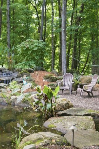 74 Ring Road, Salt Point, NY 12578