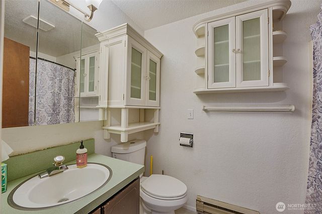 16973 Vaughn Road, Mount Vernon, WA 98273