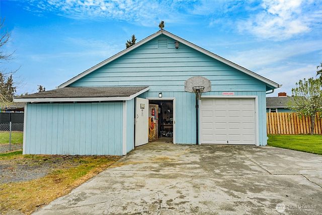 16973 Vaughn Road, Mount Vernon, WA 98273