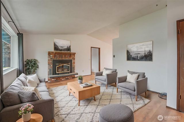 16973 Vaughn Road, Mount Vernon, WA 98273