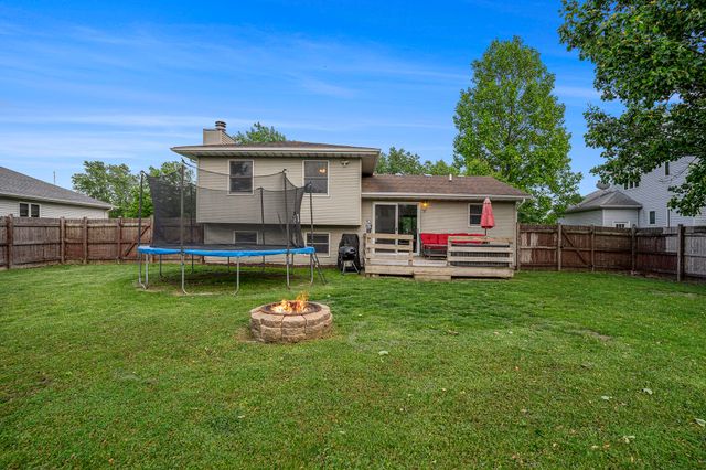 1300 W 99th Avenue, Crown Point, IN 46307