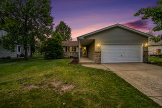 1300 W 99th Avenue, Crown Point, IN 46307
