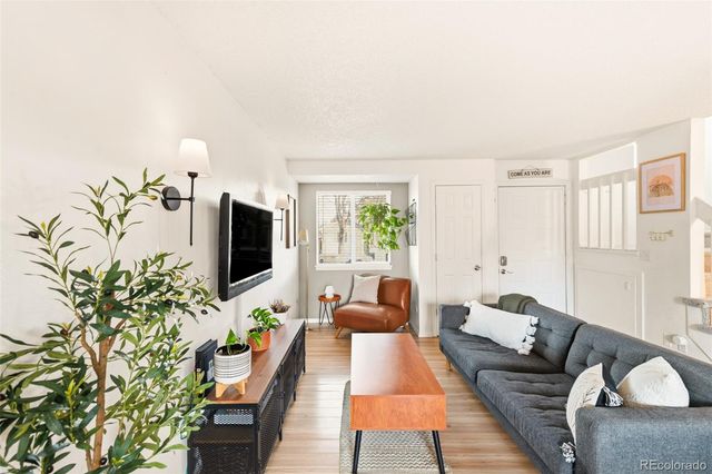 16930 E Stanford Avenue, Aurora, CO 80015