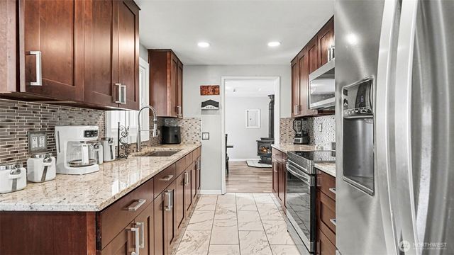 20005 14th Avenue S, Seatac, WA 98198