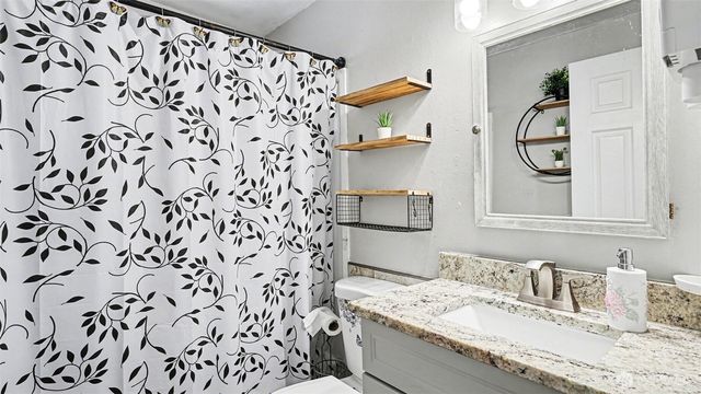 20005 14th Avenue S, Seatac, WA 98198