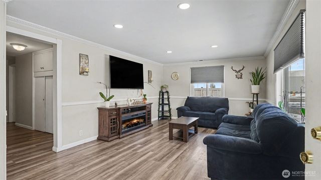 20005 14th Avenue S, Seatac, WA 98198