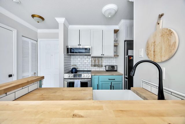 102 Fletcher Lane UNIT N, Brewster, MA 02631