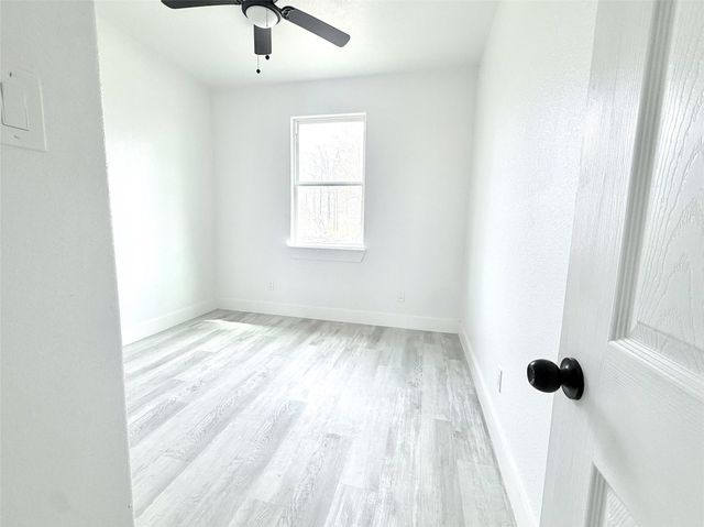 523 Road 5844, Cleveland, TX 77327