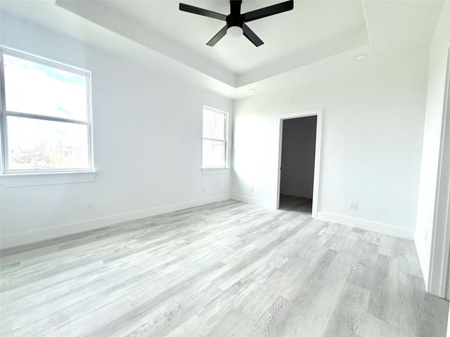 523 Road 5844, Cleveland, TX 77327