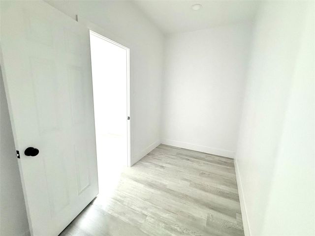 523 Road 5844, Cleveland, TX 77327