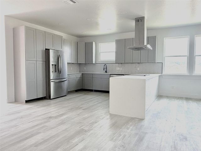 523 Road 5844, Cleveland, TX 77327