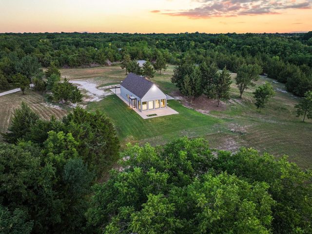 511 County Road 4264, Leonard, TX 75452