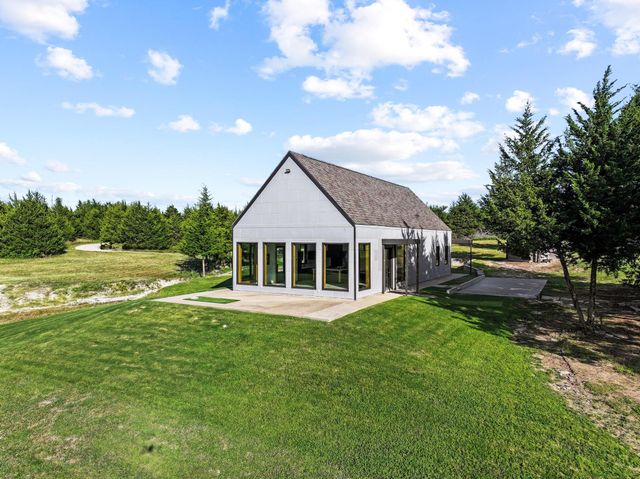 511 County Road 4264, Leonard, TX 75452