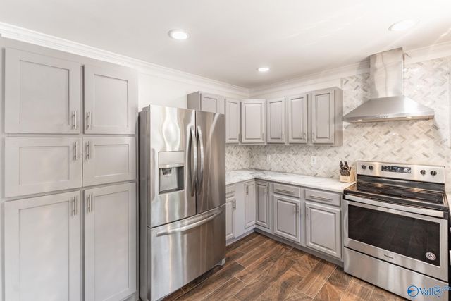 2407 13th Street SE, Decatur, AL 35601