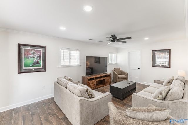 2407 13th Street SE, Decatur, AL 35601