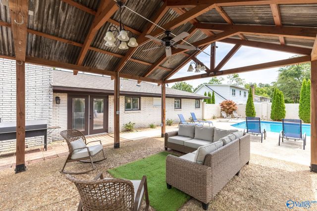 2407 13th Street SE, Decatur, AL 35601