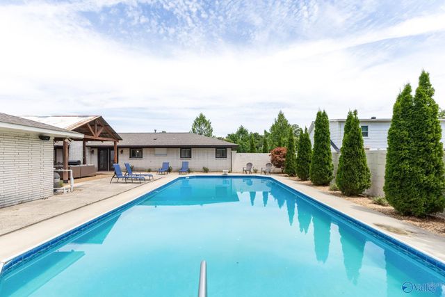 2407 13th Street SE, Decatur, AL 35601