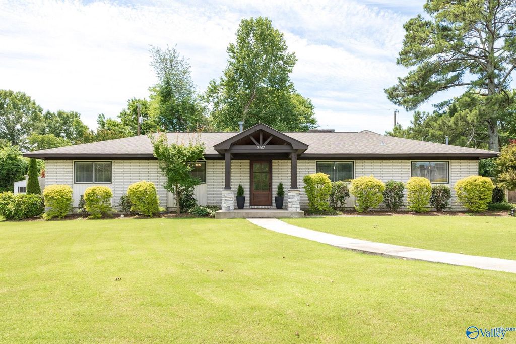 2407 13th Street SE, Decatur, AL 35601