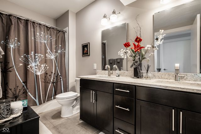 622 E 10th Street 311, Indianapolis, IN 46202