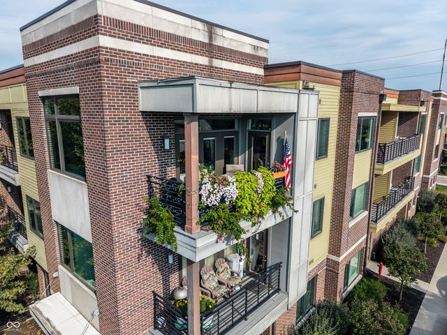 622 E 10th Street 311, Indianapolis, IN 46202