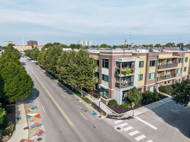 622 E 10th Street 311, Indianapolis, IN 46202