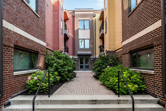 622 E 10th Street 311, Indianapolis, IN 46202